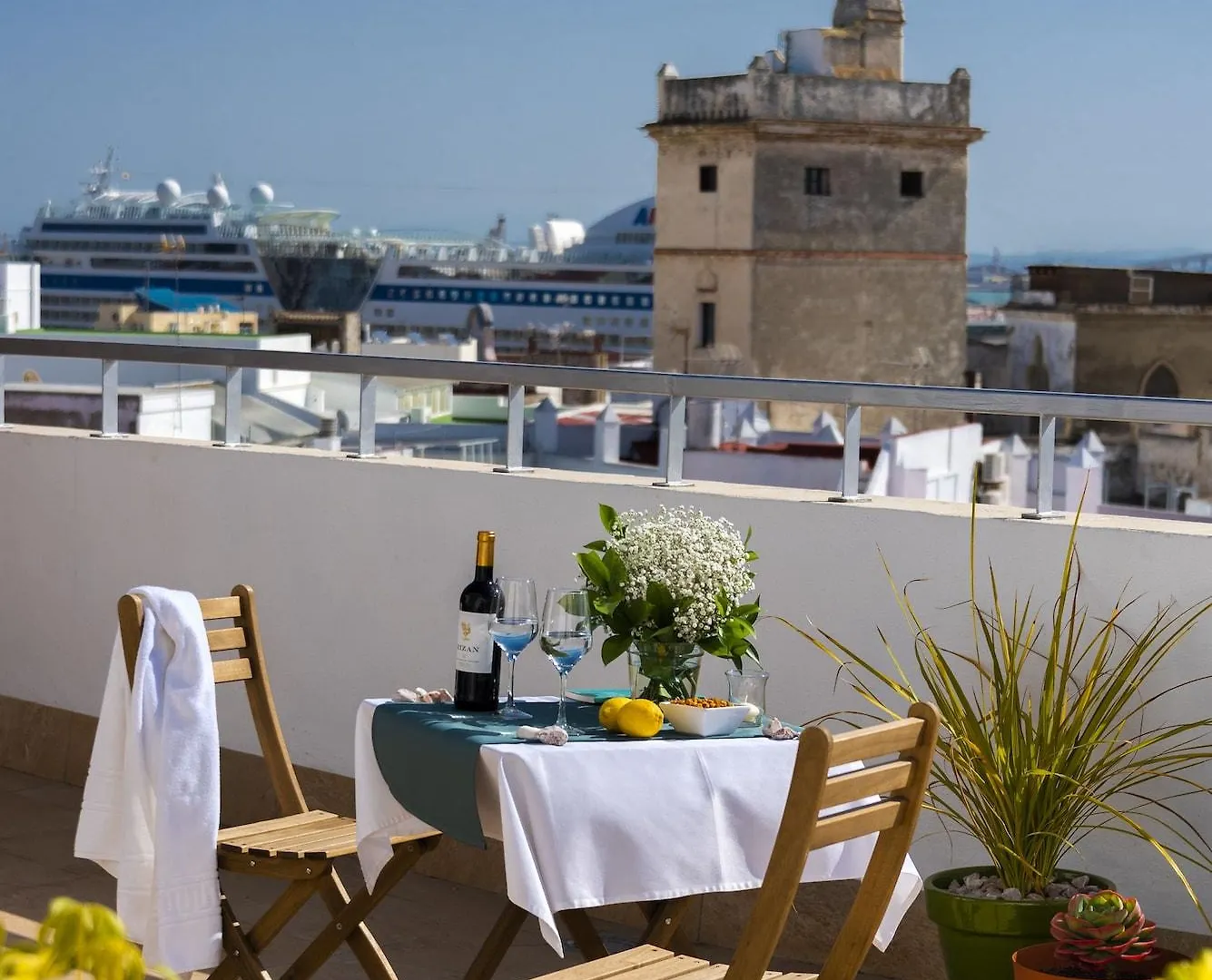 ***  Hotel De Francia Y Paris Cádiz Spanien