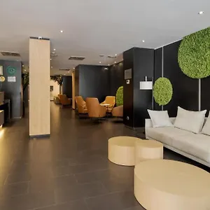 **** Hotel Ilunion Almirante Španělsko