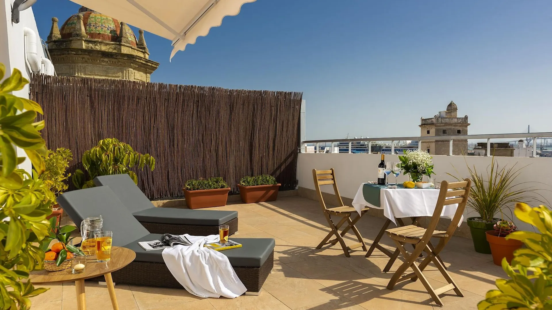 Hotel De Francia Y Paris Cádiz